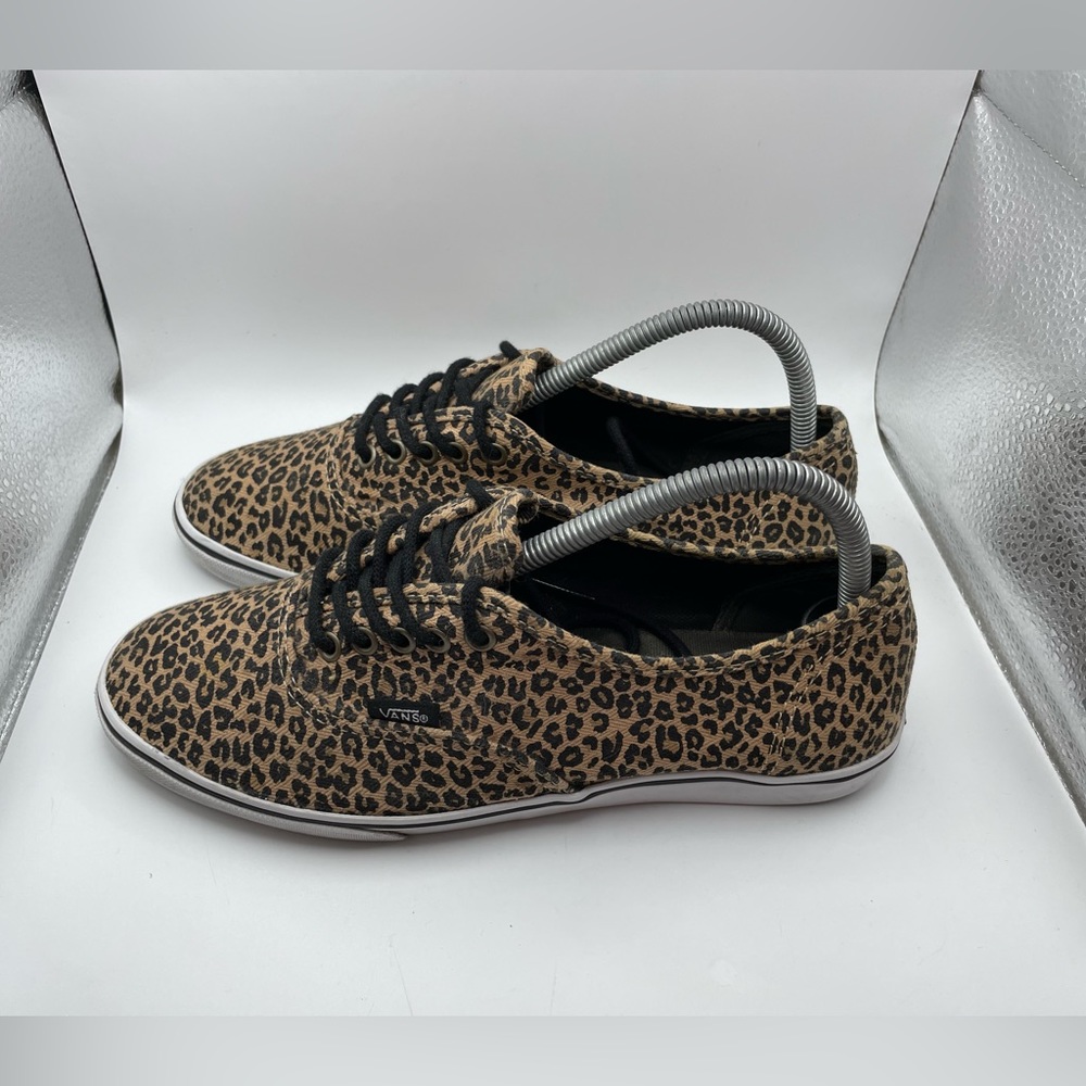 Vans off the wall leopard print sneakers size 8.5 women